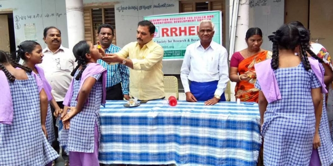 RRHEDS Conducted Health Awareness Camp to School Childrens